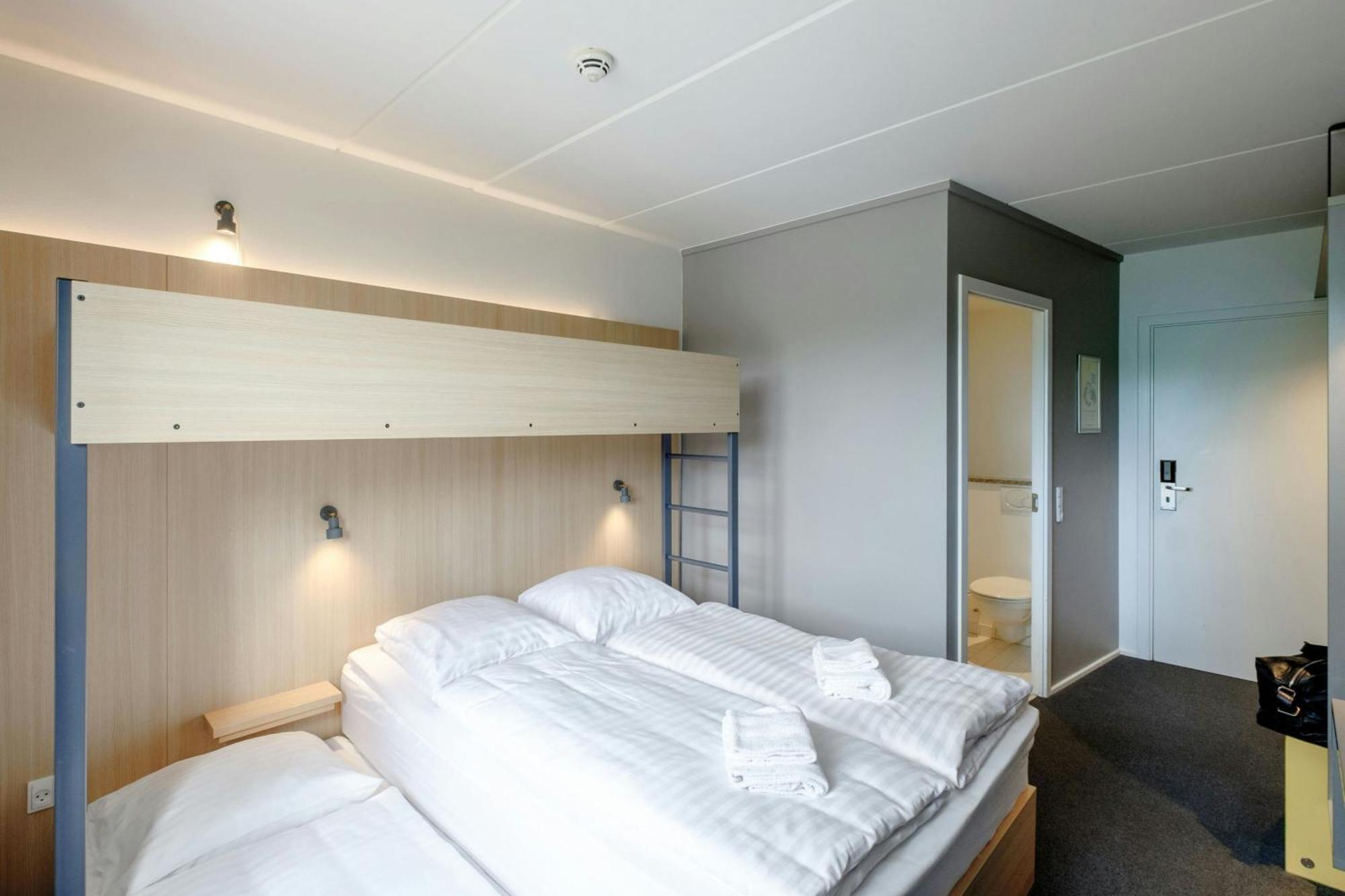 ซลีป โฮเต็ล แบลเลอรูป Hotel บาลเลอรุพ ภายนอก รูปภาพ